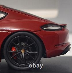 Porsche 718 (982) Cayman GTS 4.0 Carmine Red 143 Minichamps WAP 020 420 0J (7)