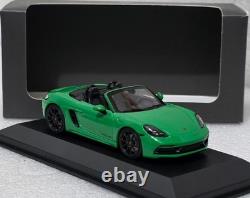 Porsche 718 Boxster GTS 4.0 2019 Python Green 143 Minichamps WAP 020 208 0L 16