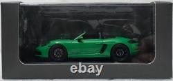 Porsche 718 Boxster GTS 4.0 2019 Python Green 143 Minichamps WAP 020 208 0L 16