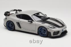 Porsche 718 Cayman 982 GT4 RS Weissach Package Chalk 118 Norev 187253