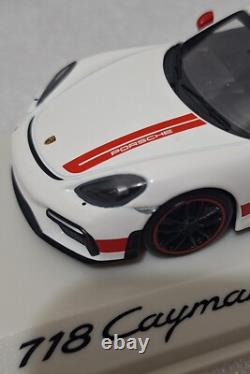 Porsche 718 Cayman GT4 Sports Cup Edition 143 Minichamps WAP 020 414 0L EXC (9)