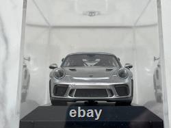 Porsche 911 (991.2) GT3 RS 2018 Silver 143 Minichamps 410067020 Limited