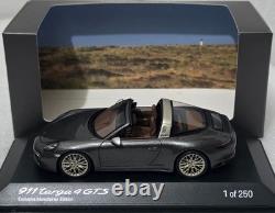 Porsche 911 (991.2) Targa 4 GTS 2017 Agate Grey Met. 143 Spark WAX 020 200 78