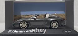 Porsche 911 (991.2) Targa 4 GTS 2017 Agate Grey Met. 143 Spark WAX 020 200 78