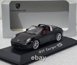 Porsche 911 (991.2) Targa 4S 2016 Deep Black Met 143 Herpa WAP 020 141 0G (17)
