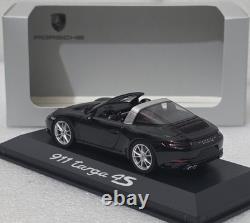 Porsche 911 (991.2) Targa 4S 2016 Deep Black Met 143 Herpa WAP 020 141 0G (17)