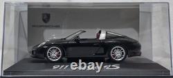 Porsche 911 (991.2) Targa 4S 2016 Deep Black Met 143 Herpa WAP 020 141 0G (17)