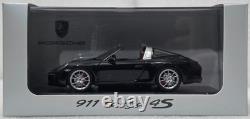 Porsche 911 (991.2) Targa 4S 2016 Deep Black Met 143 Herpa WAP 020 141 0G (17)