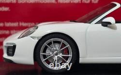 Porsche 911 (991.2) Targa 4S 2016 White 143 Herpa 071123 Diecast Model Car (17)