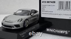 Porsche 911 (991.2) Touring Package 2018 Chalk 143 Minichamps 413067428 (4)