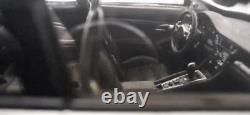 Porsche 911 (991) Carrera S 2011 Silver Met. 143 Minichamps WAP 020 011 0C (6)