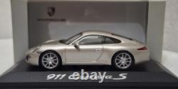 Porsche 911 (991) Carrera S 2011 Silver Met. 143 Minichamps WAP 020 011 0C (6)