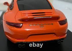 Porsche 911 991 Carrera S Orange Porsche Platz 2013 1/43 Spark MAP02020414 (16)