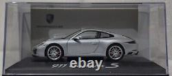 Porsche 911 (991. II) Carrera S 2016 Silver 143 Minichamps WAP 020 128 0G (8)