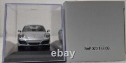 Porsche 911 (991. II) Carrera S 2016 Silver 143 Minichamps WAP 020 128 0G (8)