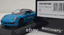 Porsche 911 (991. II) Targa 4 GTS 2016 Miami Blue 143 Minichamps 410067342 (6)