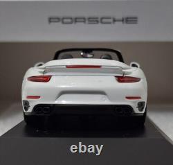 Porsche 911 991 Turbo S Cabriolet 2013 White 143 Minichamps WAP 020 311 0E (7)