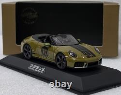 Porsche 911 (992.1) GTS Cabriolet Spirit 70 Olive Neo Green Met 143 Spark