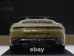 Porsche 911 (992.1) GTS Cabriolet Spirit 70 Olive Neo Green Met 143 Spark
