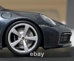 Porsche 911 992 Carrera 4 Cabriolet 2019 Grey 143 Minichamps WAP 020 175 0K (4)