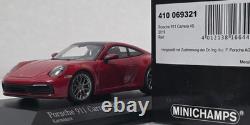 Porsche 911 (992) Carrera 4S 2019 Carmine Red 143 Minichamps 410069321 (17)