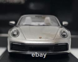 Porsche 911 992 Carrera 4S Cabriolet 2019 Silver 1/43 Minichamps 410069330 (17)