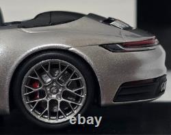 Porsche 911 992 Carrera 4S Cabriolet 2019 Silver 1/43 Minichamps 410069330 (17)