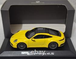 Porsche 911 (992) Carrera 4S Coupe 2019 Yellow 143 Minichamps WAP0201720K (13)