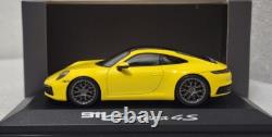 Porsche 911 (992) Carrera 4S Coupe 2019 Yellow 143 Minichamps WAP0201720K (13)