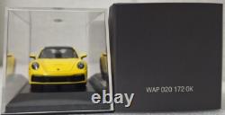 Porsche 911 (992) Carrera 4S Coupe 2019 Yellow 143 Minichamps WAP0201720K (13)