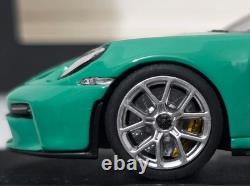 Porsche 911 992 GT3 Touring Green 143 Minichamps 413069609 Limited Diecast (14)