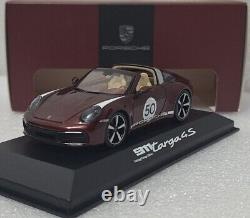 Porsche 911 (992) Targa 4S 2016 Heritage Edition Cherry Red Met 143 Minichamps