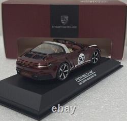 Porsche 911 (992) Targa 4S 2016 Heritage Edition Cherry Red Met 143 Minichamps