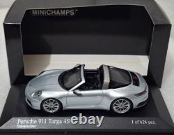 Porsche 911 (992)Targa 4S 2020 Silver 143 Minichamps 410069560 SUPER RARE! (6)