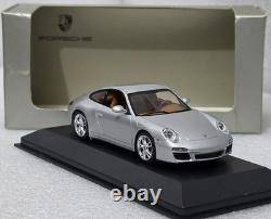 Porsche 911 (997.2) Carrera 2009 Artic Silver 143 Minichamps WAP 020 012 18 15
