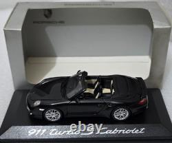Porsche 911 997.2 Turbo S 3.8 Cabrio 2010 Black 143 Minichamps WAP0200140A (15)