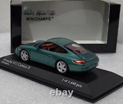 Porsche 911 (997) Carrera S 2004 Green Met 143 Minichamps 400063022 RARITY! (8)