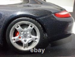 Porsche 911 997 Carrera S 2004 Grey Met 143 Minichamps 400063021 RARITY! (6)
