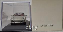 Porsche 911 (997) Carrera S 2005 Artic Silver 143 Minichamps WAP 020 118 15 (8)