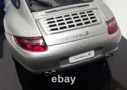 Porsche 911 (997)Carrera S 2005 Silver 143 Autoart 57883 EXTREMELY RARE! (13)