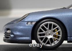 Porsche 911 (997. II) Turbo S 2010 Ice Blue 143 Minichamps WAP 020 012 0A (14)