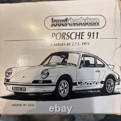 Porsche 911 Carrera 1973 Model Car DieCast 1/43 VINTAGE NEW IN BOX white Red Car