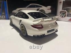 Porsche 911 GT2 RS White/GOLD 1/18 Scale Minichamps Limited 1 of 504 pcs