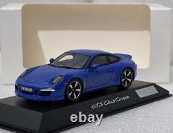 Porsche 911 GTS Club Coupe 60 Years Porsche America 143 Spark WAX02020001 (17)