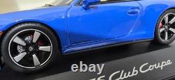 Porsche 911 GTS Club Coupe 60 Years Porsche America 143 Spark WAX02020001 (17)