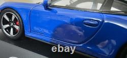 Porsche 911 GTS Club Coupe 60 Years Porsche America 143 Spark WAX02020001 (17)