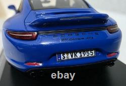 Porsche 911 GTS Club Coupe 60 Years Porsche America 143 Spark WAX02020001 (17)