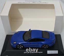 Porsche 911 GTS Club Coupe 60 Years Porsche America 143 Spark WAX02020001 (17)