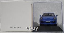 Porsche 911 GTS Club Coupe 60 Years Porsche America 143 Spark WAX02020001 (17)