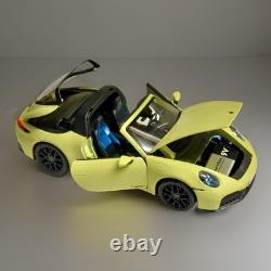 Porsche 911 Targa 4GTS (992.2) WORKING LIGHTS Diecast Custom Maisto 1/18 Toy
